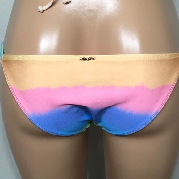 New. WILDFOX/Reef rainbow bikini. XS-too/M-bottom. - Picture 5 of 9